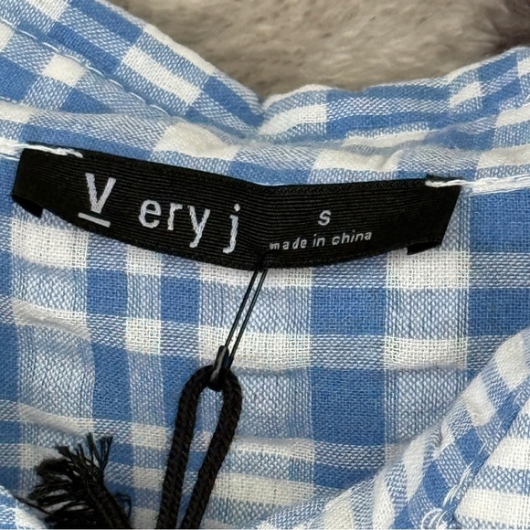 Very J Light Blue and White Checkered Top #130 - Picture 2 of 2